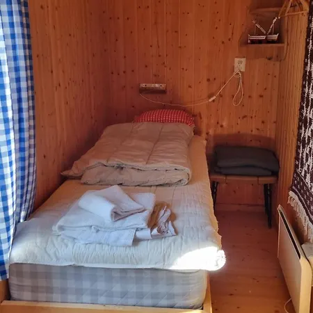 Cozy Fisherman'S Cabin In Tind 別荘