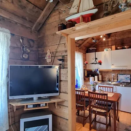 بيت للعطل Koselig Rorbu Pa Tind *